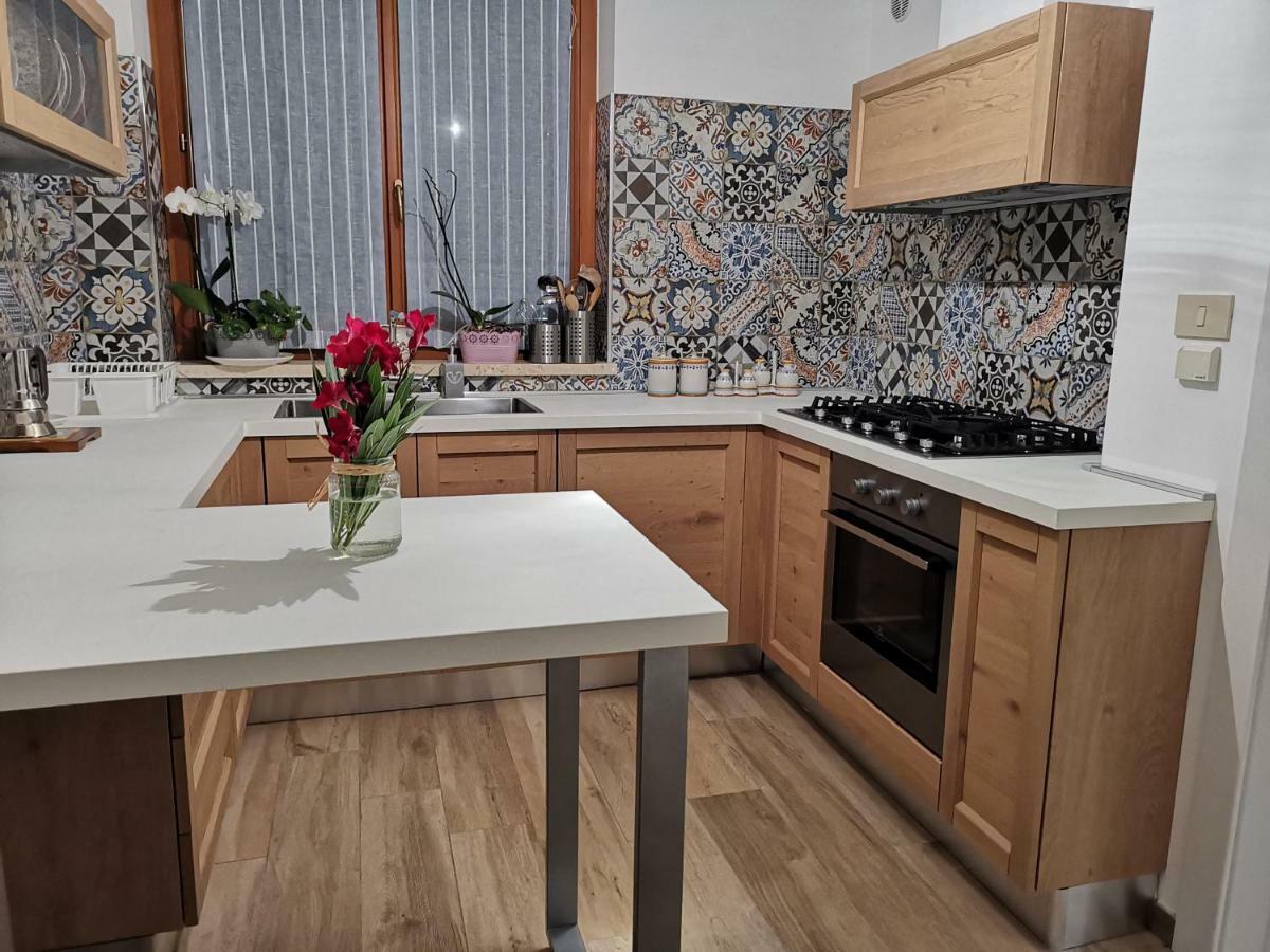 Residenza Sant'Angelo Apartment Чита' Сант'Анджело Екстериор снимка
