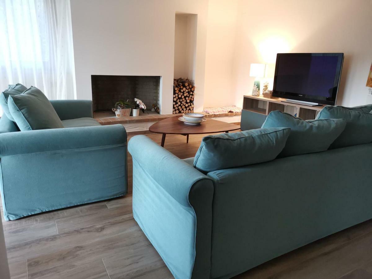Residenza Sant'Angelo Apartment Чита' Сант'Анджело Екстериор снимка
